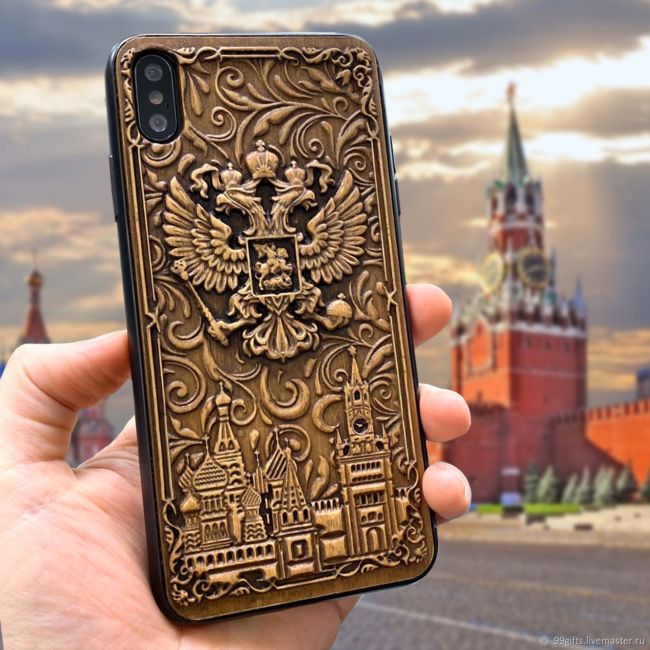 Золотой чехол Россия айфон 11 Россия