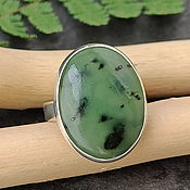 silver ring with prehnite