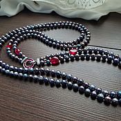 Работы для детей, handmade. Livemaster - original item Beads made of black pearls and raspberry spinel.. Handmade.