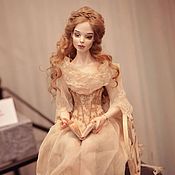 Шарнирная кукла из фарфора