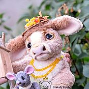 Куклы и игрушки handmade. Livemaster - original item Teddy`s cow Burenka, a chick with a mouse is a collectible author`s toy. Handmade.
