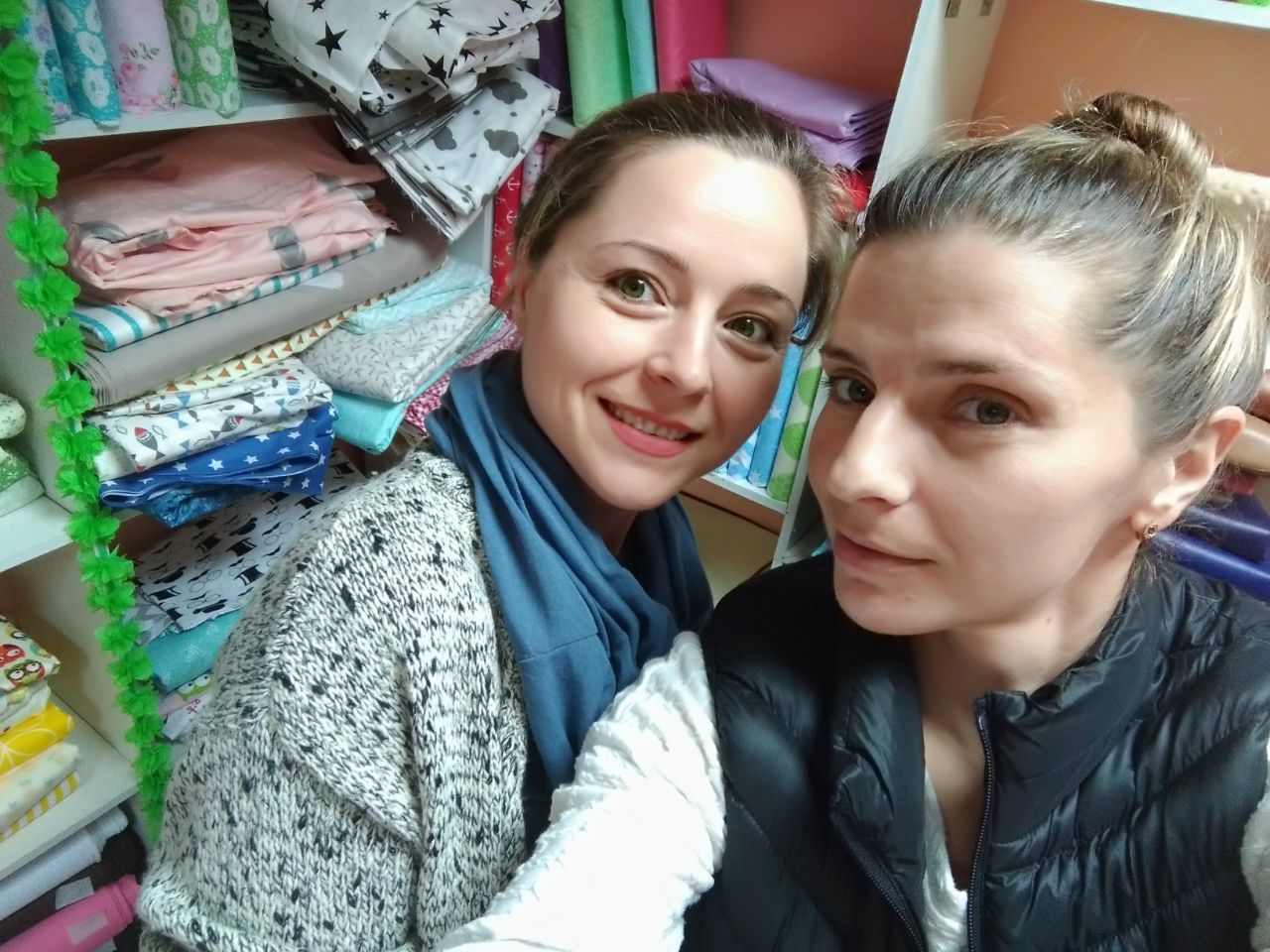 И выбираем ткани... Тоже вместе...
