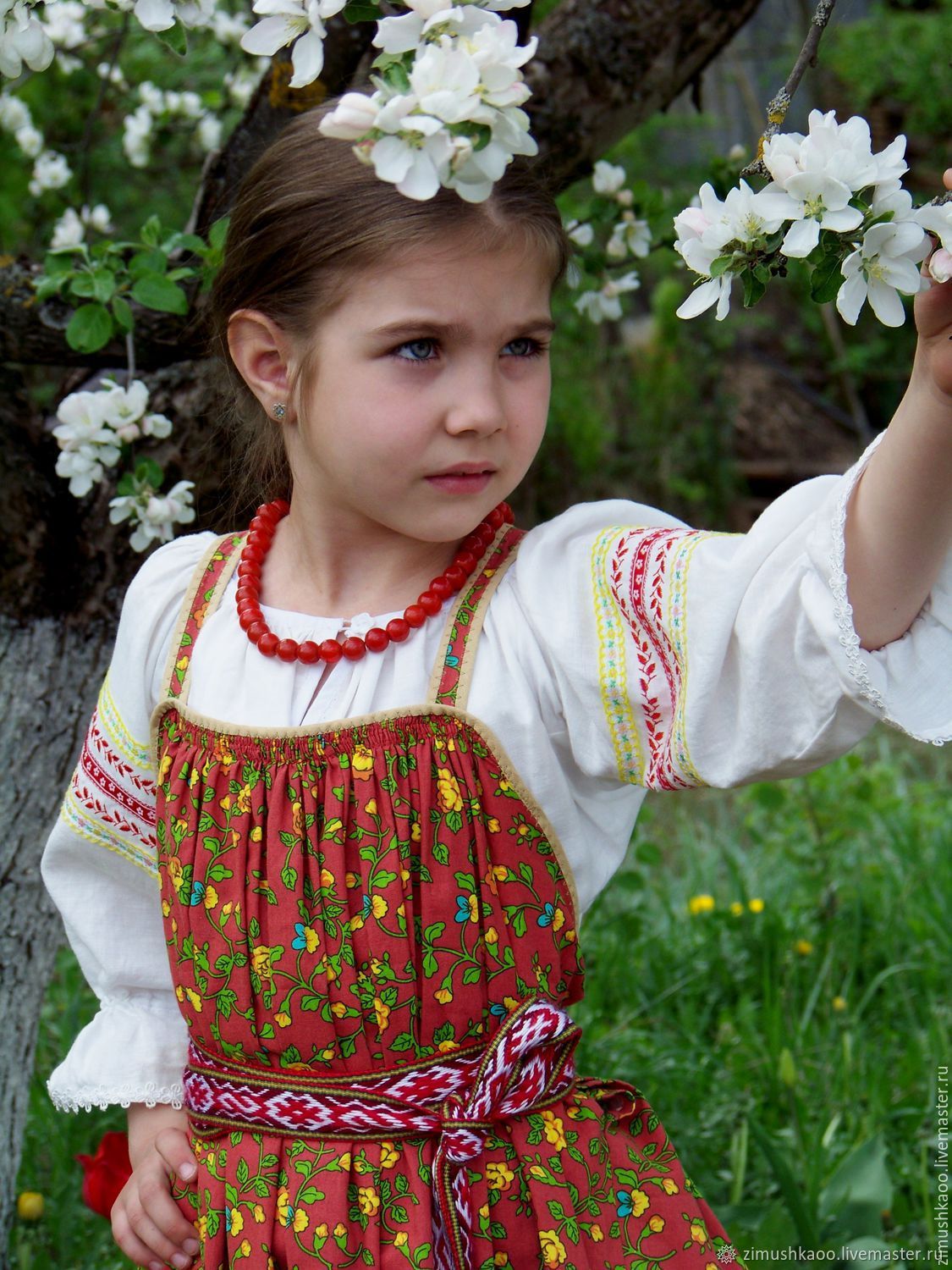 Сарафан детский в русском стиле