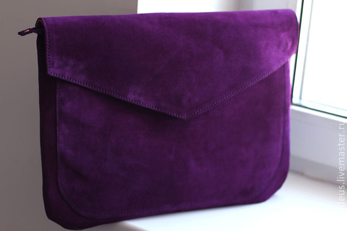 Фиолетовая замшевая сумка