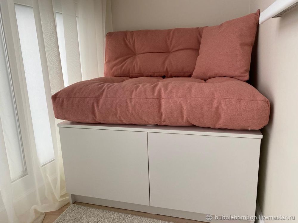 Чехлы на подушки для дивана – украшение интерьера