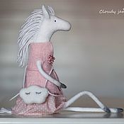 Куклы и игрушки handmade. Livemaster - original item Horse with a cloud. Felt toy (pink, white, clouds, felted. Handmade.