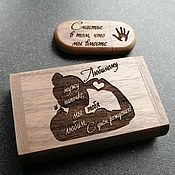 Сувениры и подарки handmade. Livemaster - original item Wooden flash drive with engraving in a box, a gift made of wood. Handmade.