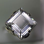 Перстень из серебра с цитрином