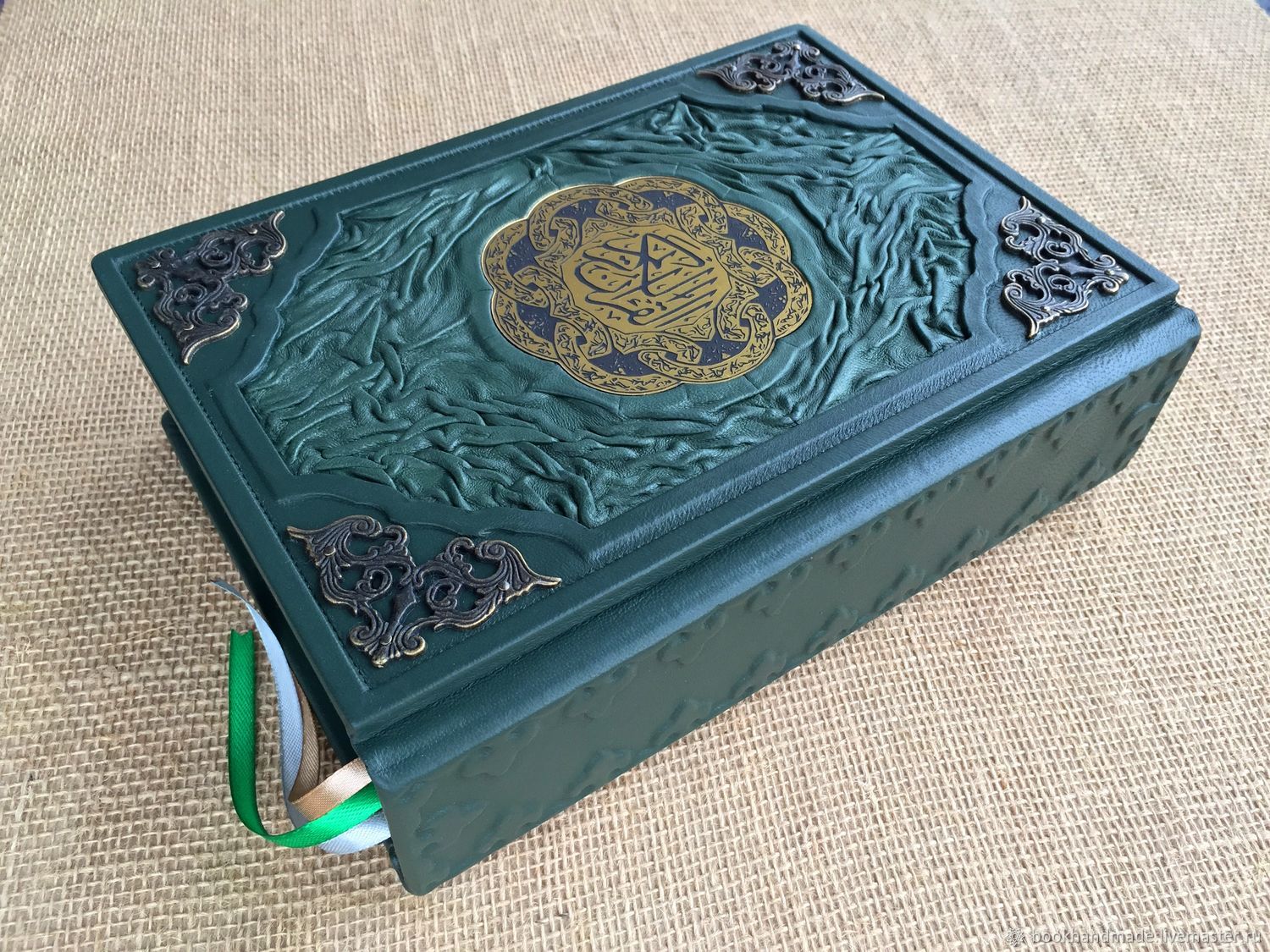 Koran in Tajik and Arabic in leather binding handmade, Name souvenirs, Moscow,  Фото №1