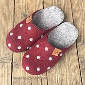 Обувь ручной работы handmade. Livemaster - original item Felted women`s polka dot slippers 38p. Handmade.