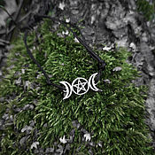 Украшения handmade. Livemaster - original item The symbol of the Triune Goddess (Wicca) is a female bracelet on a lace. Handmade.