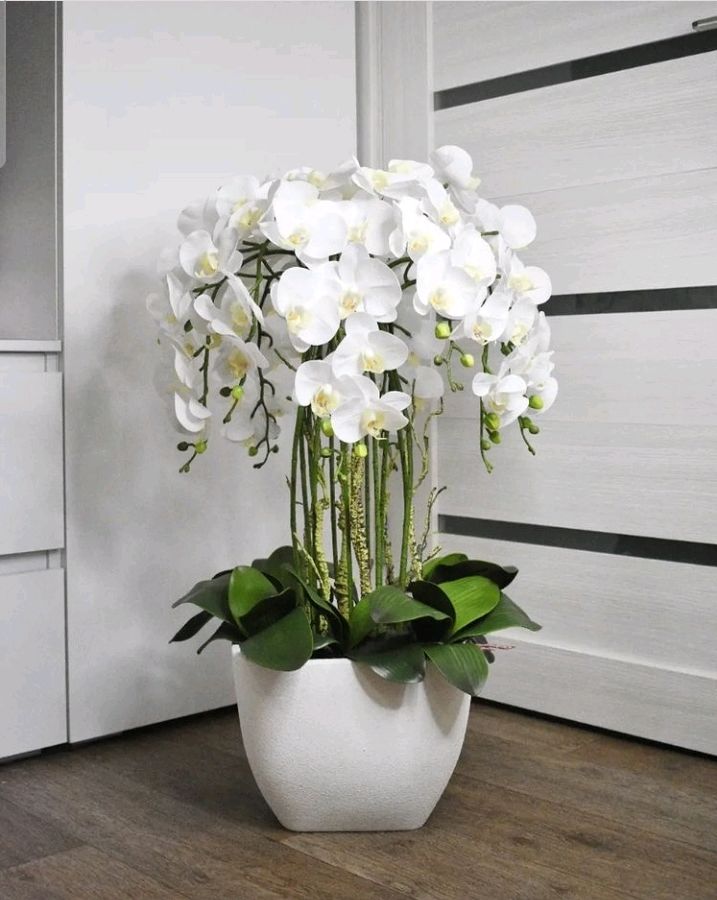 Искусственная белая орхидея №821