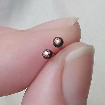 Серьги гвоздики медные маленькие. . Украшения ручной работы - Ярмарка Мастеров Украшения ручной работы. Ярмарка Мастеров - ручная работа Серьги гвоздики медные маленькие. Handmade.