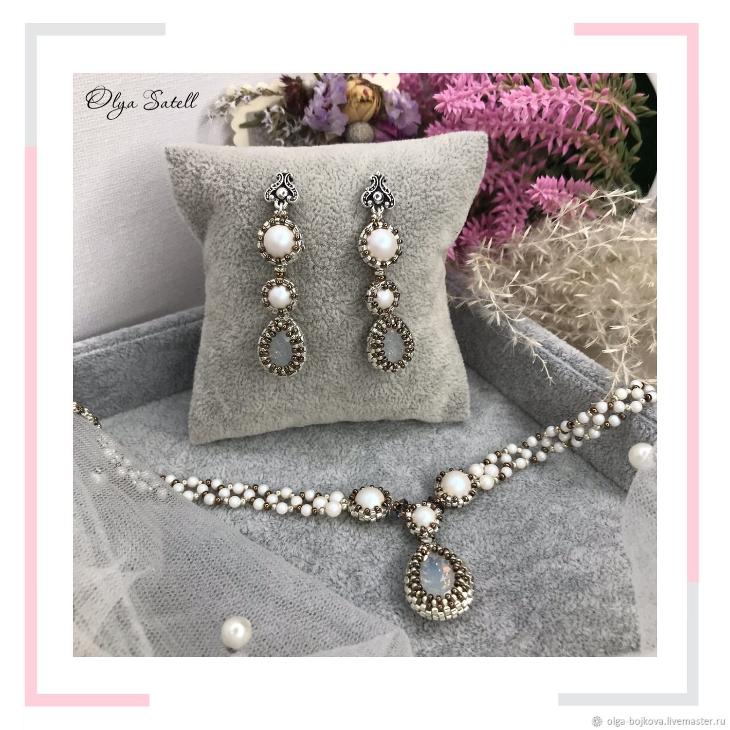 Комплект: колье и серьги с кристаллами и жемчугом Swarovski в интернет ...