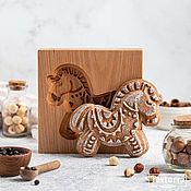 HOUSE wooden gingerbread/honeycake mold