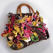 Сумки и аксессуары handmade. Livemaster - original item Bag felted. Art-bag "Autumn bouquet with gerberas and leaves of the Co. Handmade.