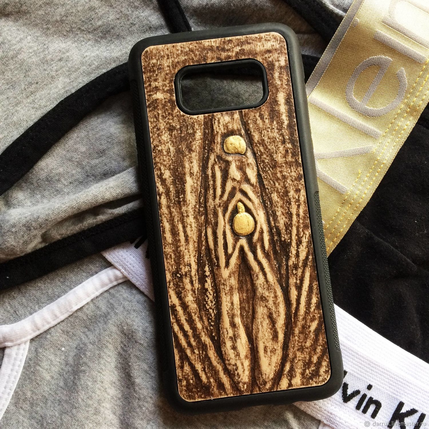 Wood carved case for Samsung Galaxy – shop online on Livemaster with For Phones handmade Livemaster handmade Buy Wood carved case for Samsung Galaxy