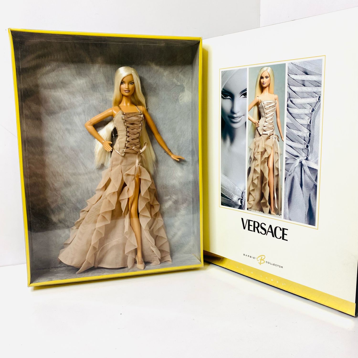 Винтаж: Barbie Versace купить в интернет-магазине Ярмарка Мастеров по цене  50000 ₽ – UK5FMRU | Куклы винтажные, Санкт-Петербург - доставка по России