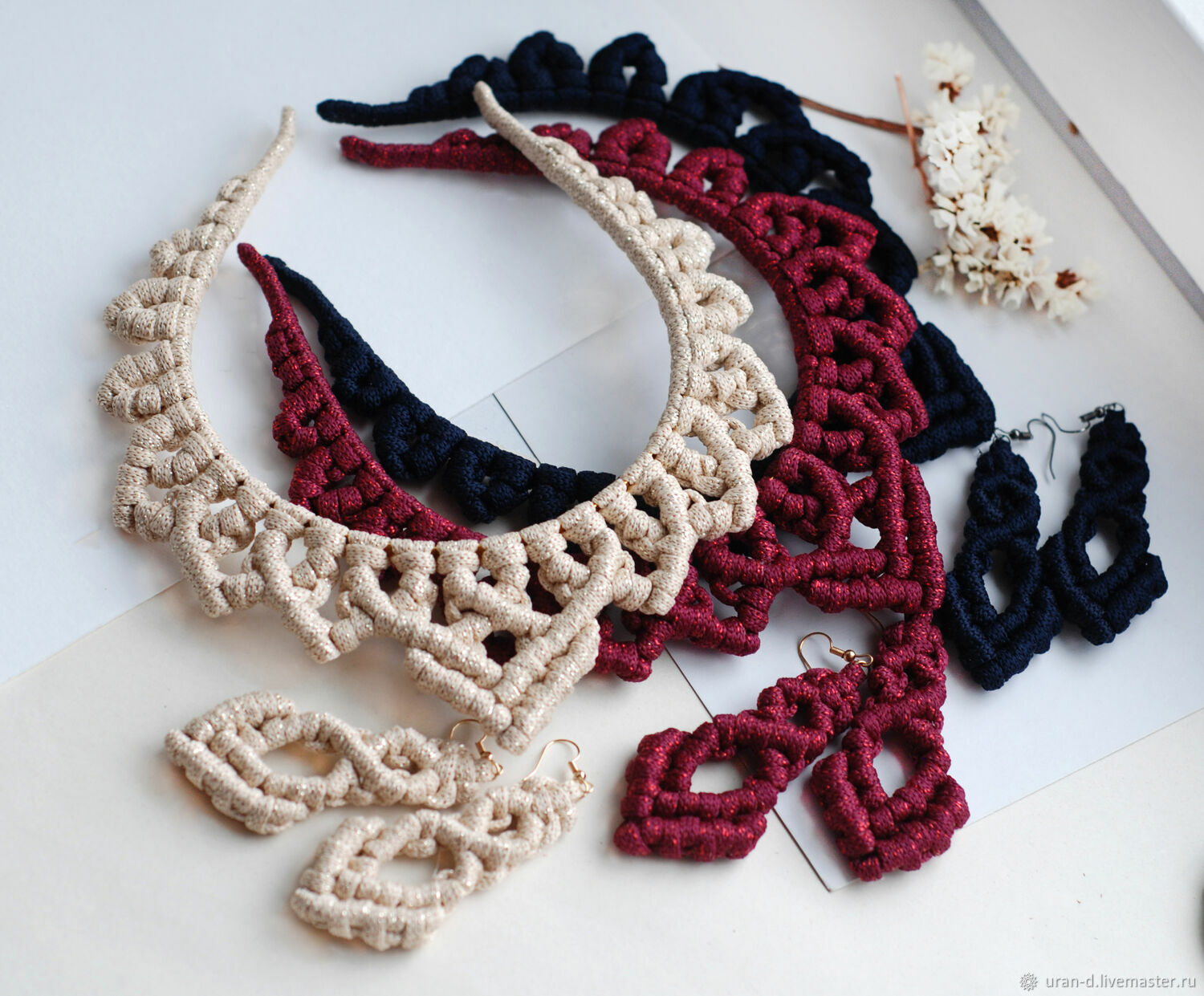 Dominant ayol strap-on bilan eshakdagi odamni sikadi Ortiqcha vaznli ayollarning porno fotosuratlari