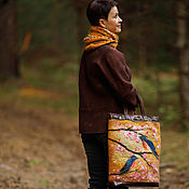 Войлочное украшение и сумка-пакет из натуральной кожи " Ирисы"