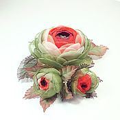 Украшения handmade. Livemaster - original item Morning of the Red Rose Bouquet Brooch with handmade flowers made of fabric. Handmade.