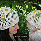 Аксессуары handmade. Livemaster - original item Caps with daisies for mother and daughter.