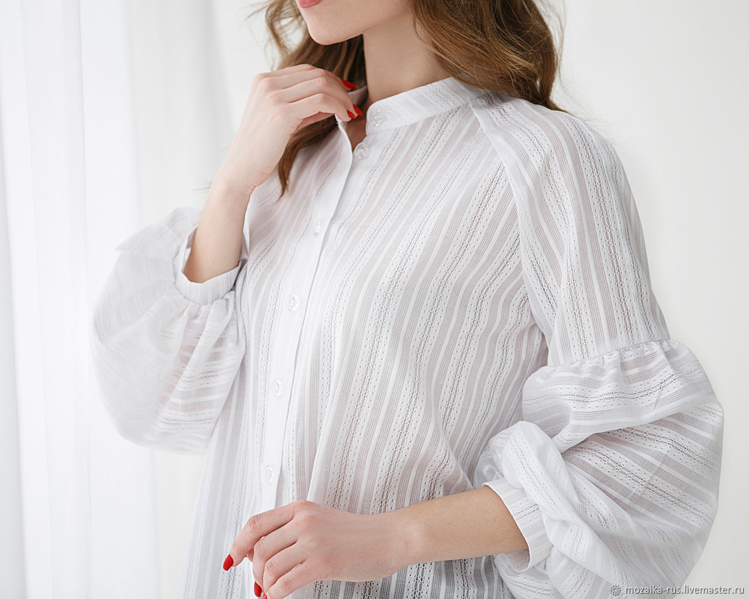 Блузка в рубашечном стиле