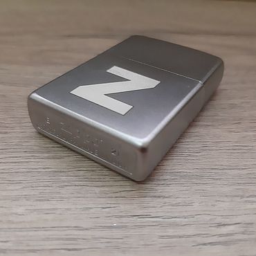 Подарки и сувениры ручной работы. Ярмарка Мастеров - ручная работа Зажигалка Zippo 205 с гравировкой буквы Z. Handmade.