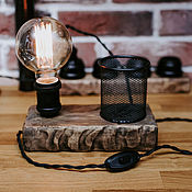 Настольная лампа лофт ручной работы из дерева