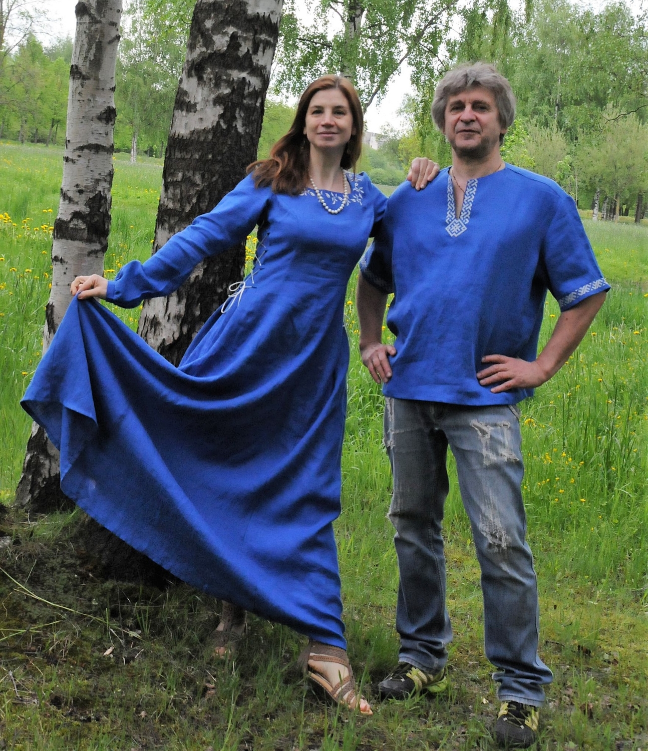 Семейный комплект льняной одежды