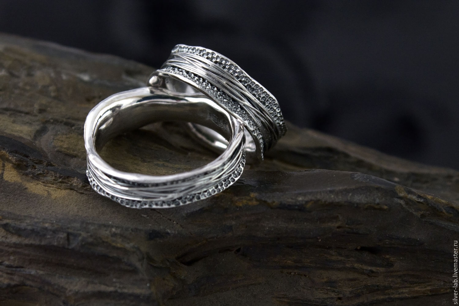 Необычные серебряные кольца