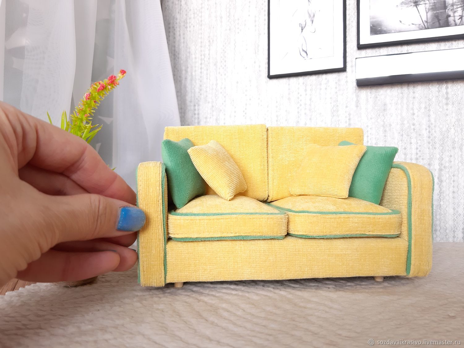 Как сделать диван для кукол без клея