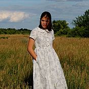 Льняное платье с вышивкой"Колибри 1"