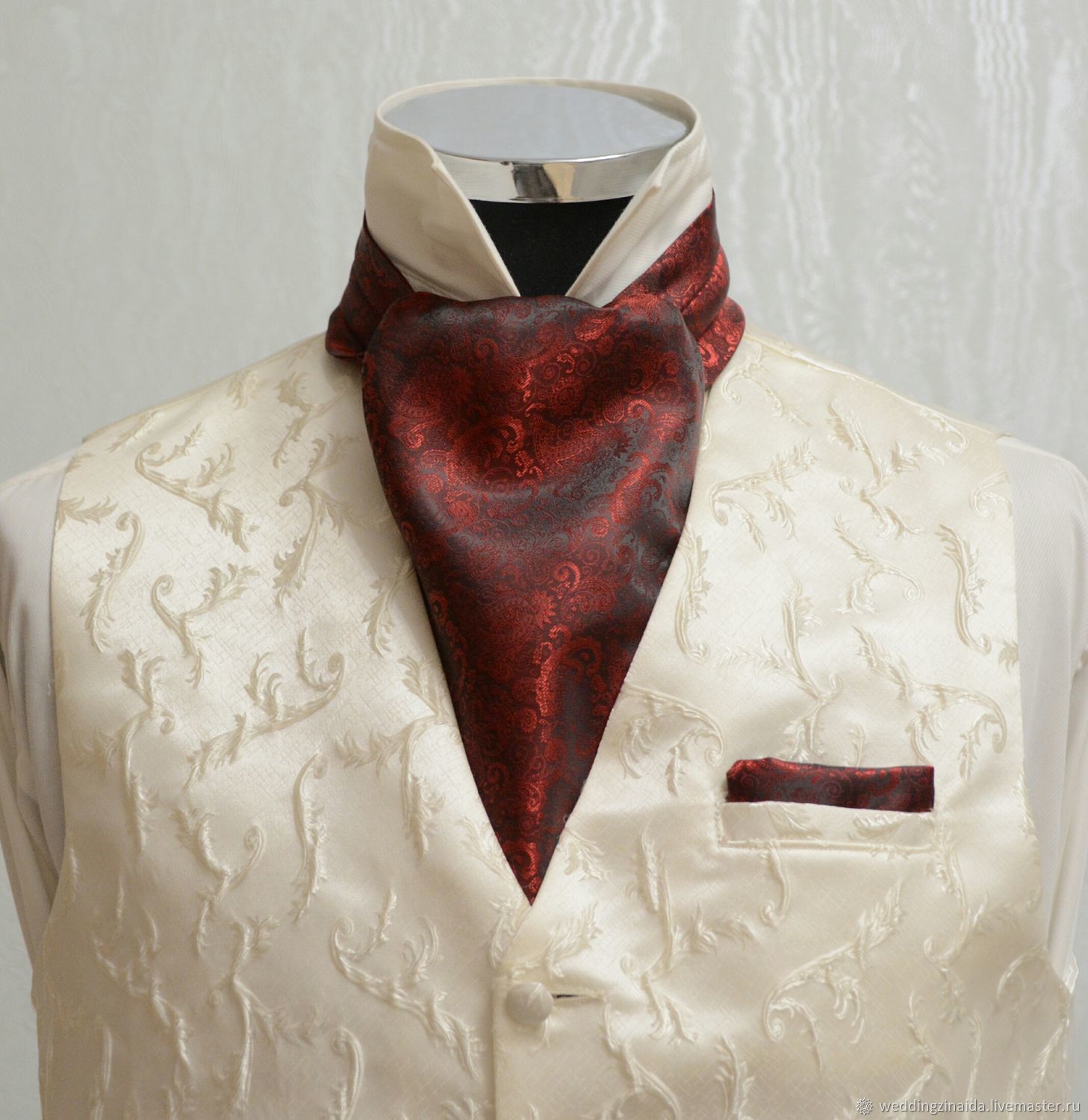 Мужская рубашка с шейным платком