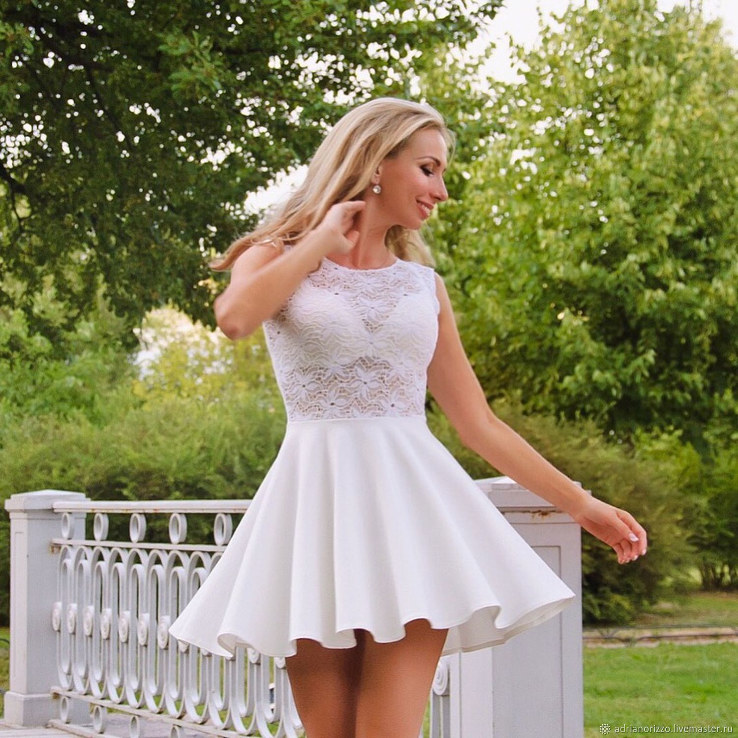Праздничные белые платья. Белое летнее платье. Белоеое платье на выпускной. Элегантное белое платье. Белое вечернее платье.