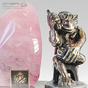 Для дома и интерьера handmade. Livemaster - original item Bronze monkey with accents of demantoid garnet and pink quartz. Handmade.