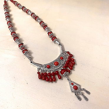 Бусы на шнуре 'Кораллы в пепле' | Beaded necklace, Jewelry inspiration, Jewelry necklaces