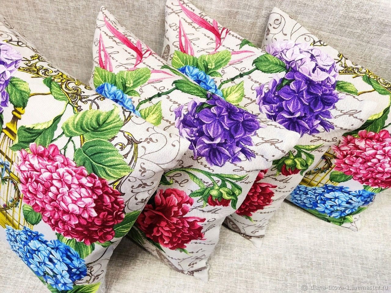 Подушка декоративная \"Гортензия\" в интернет-магазине Ярмарка Мастеров ...