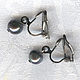 Natural pearls clip-on earrings. Pearls cultured. Size: diameter approx. 5 mm. 
price 600R