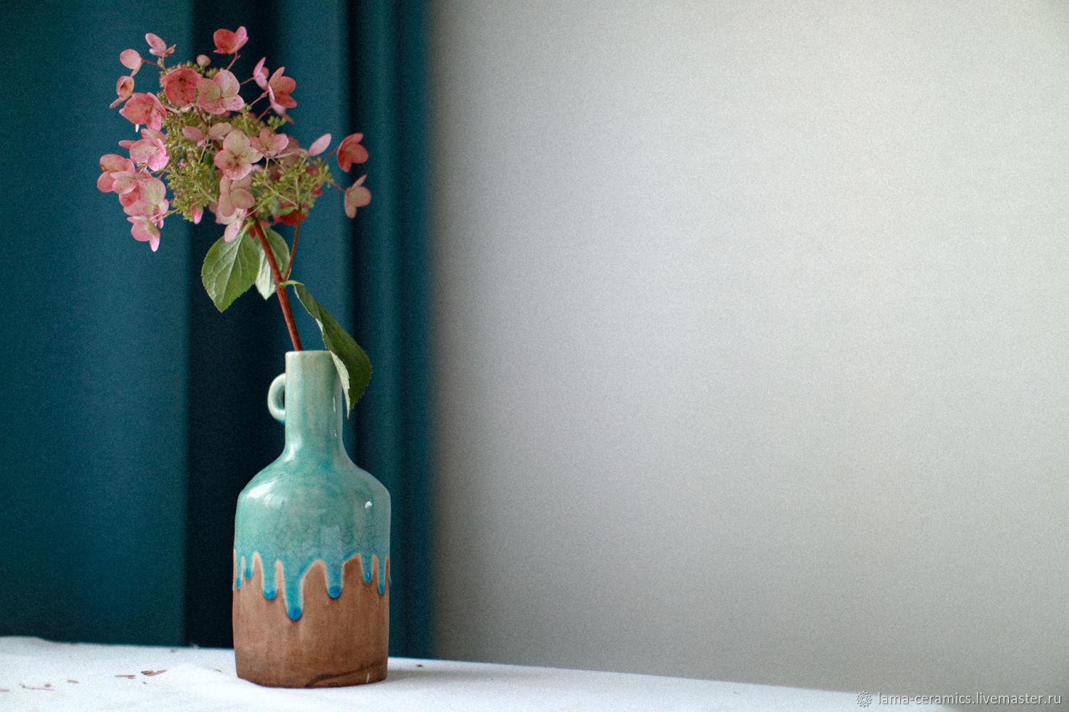 Дарите декоративные вазы – символичные подарки и украшение интерьера