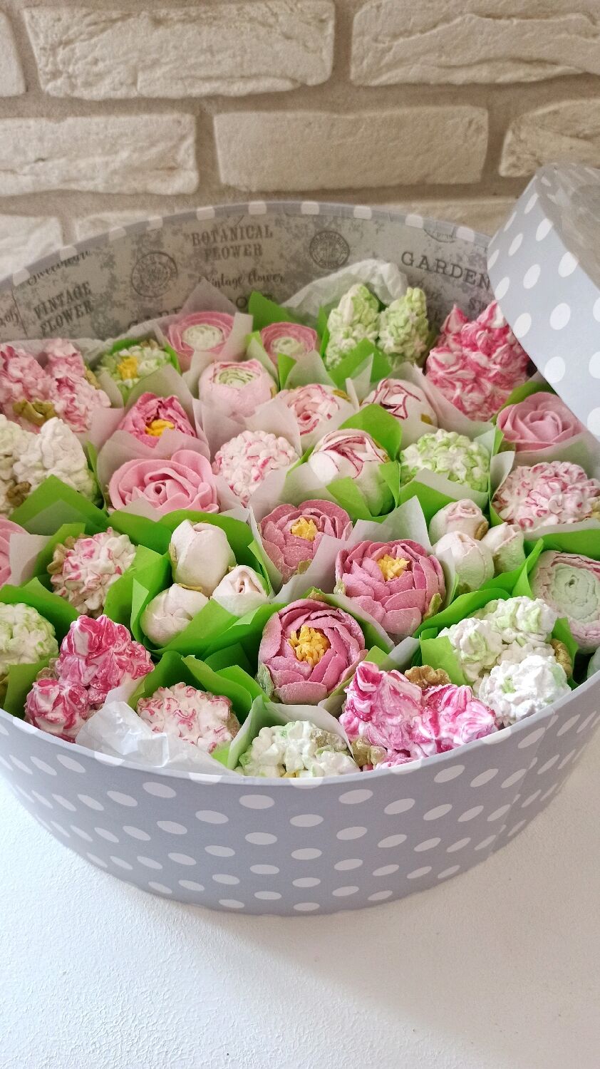 Цветы в коробке. Бесплатная доставка в Нижнем Новгороде | эталон62.рф