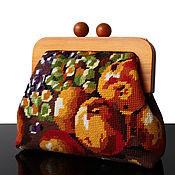 Сумки и аксессуары handmade. Livemaster - original item Handbag with vintage embroidery on wooden clasp. Handmade.