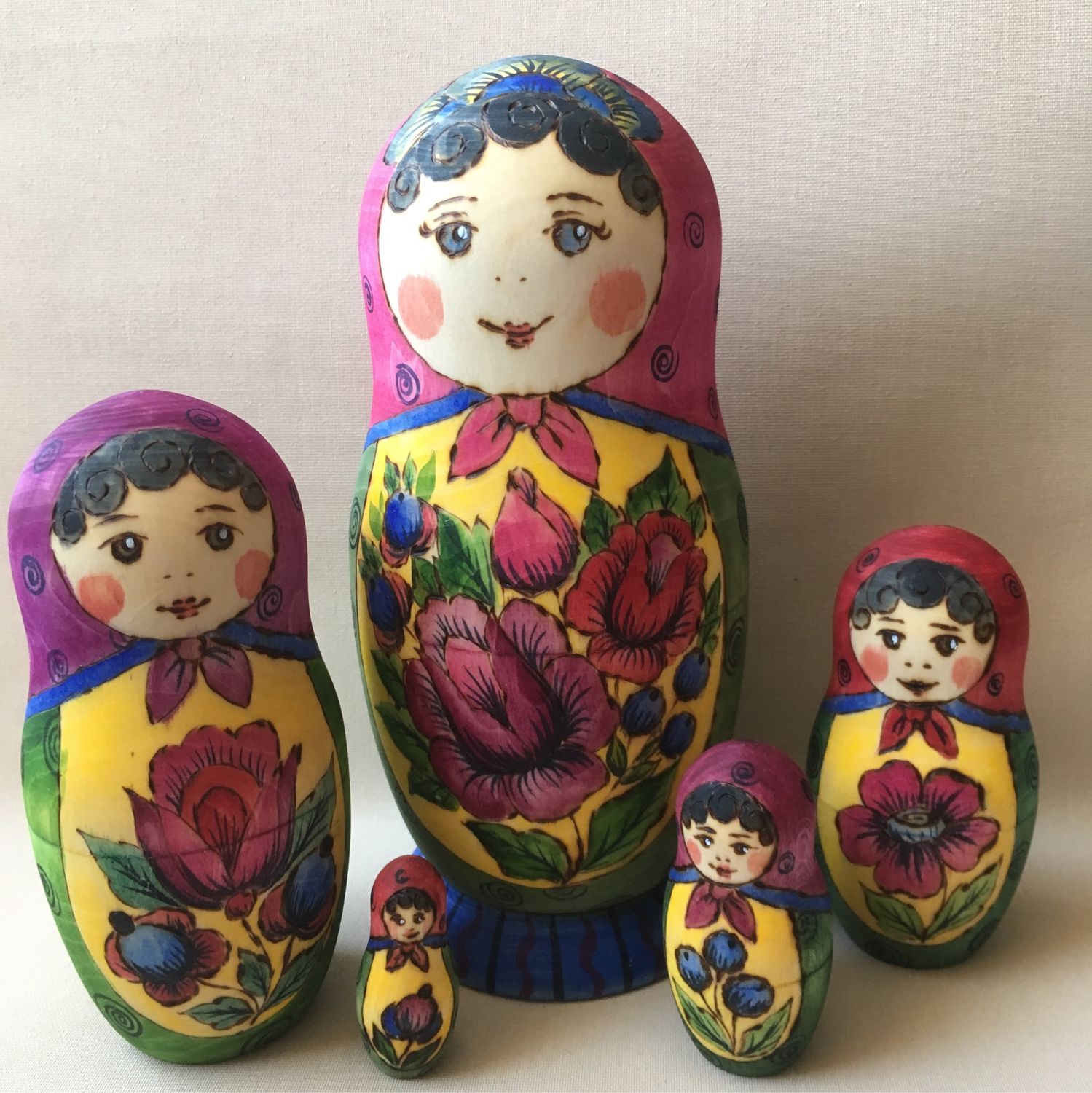 Полхов-Майданская роспись пасхальные яйца