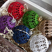 Сувениры и подарки handmade. Livemaster - original item A set of colored Christmas knitted balls in a box. Handmade.