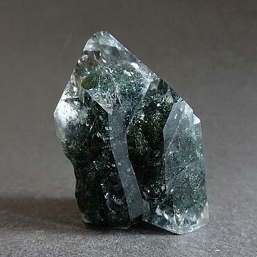 Материалы для творчества ручной работы. Ярмарка Мастеров - ручная работа РЕЗЕРВ! Кварц с хлоритом камень, Николай-шор. Handmade.