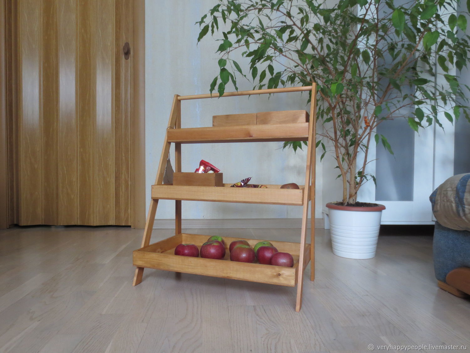 деревянная этажерка на стол для кухни