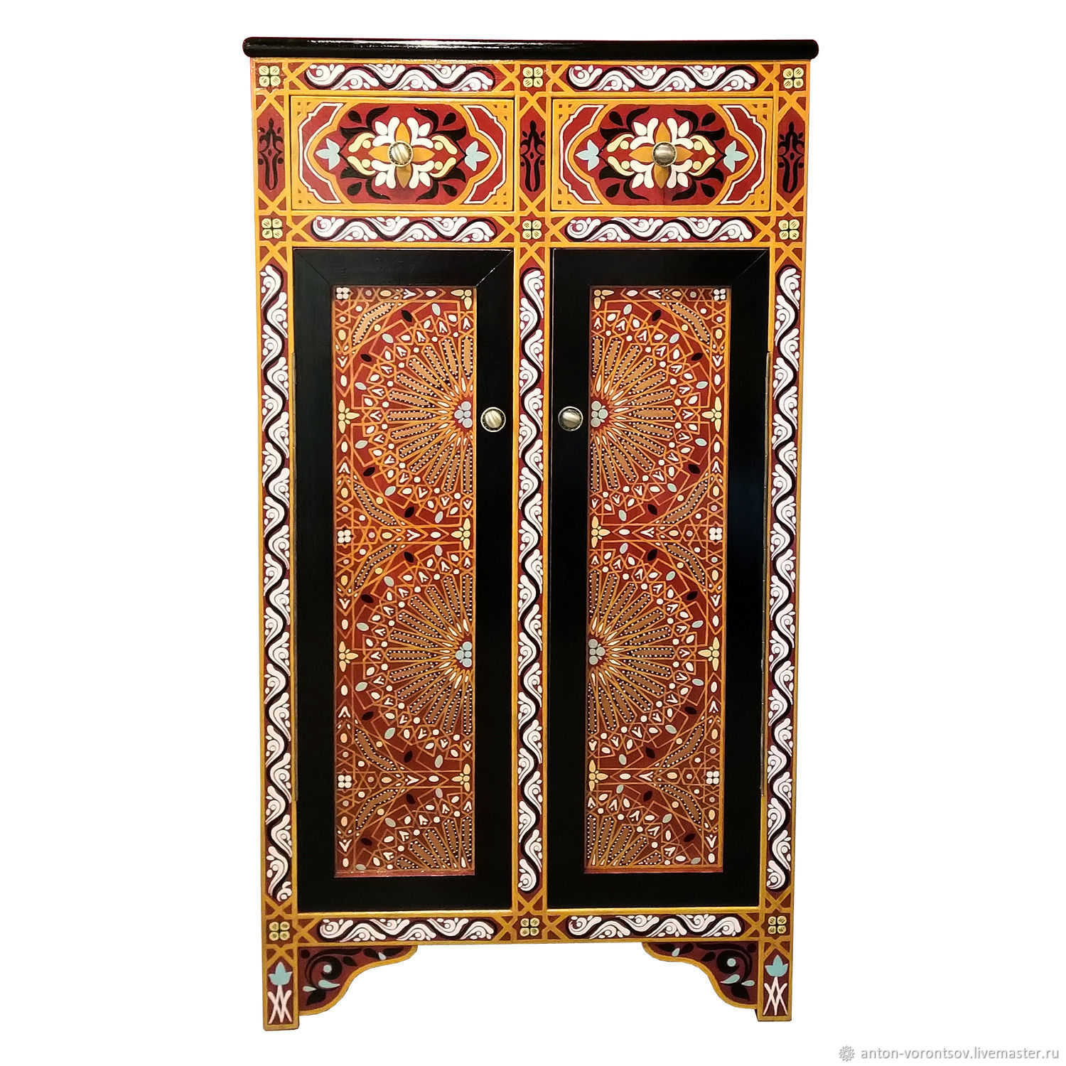 Шкаф в марокканском стиле