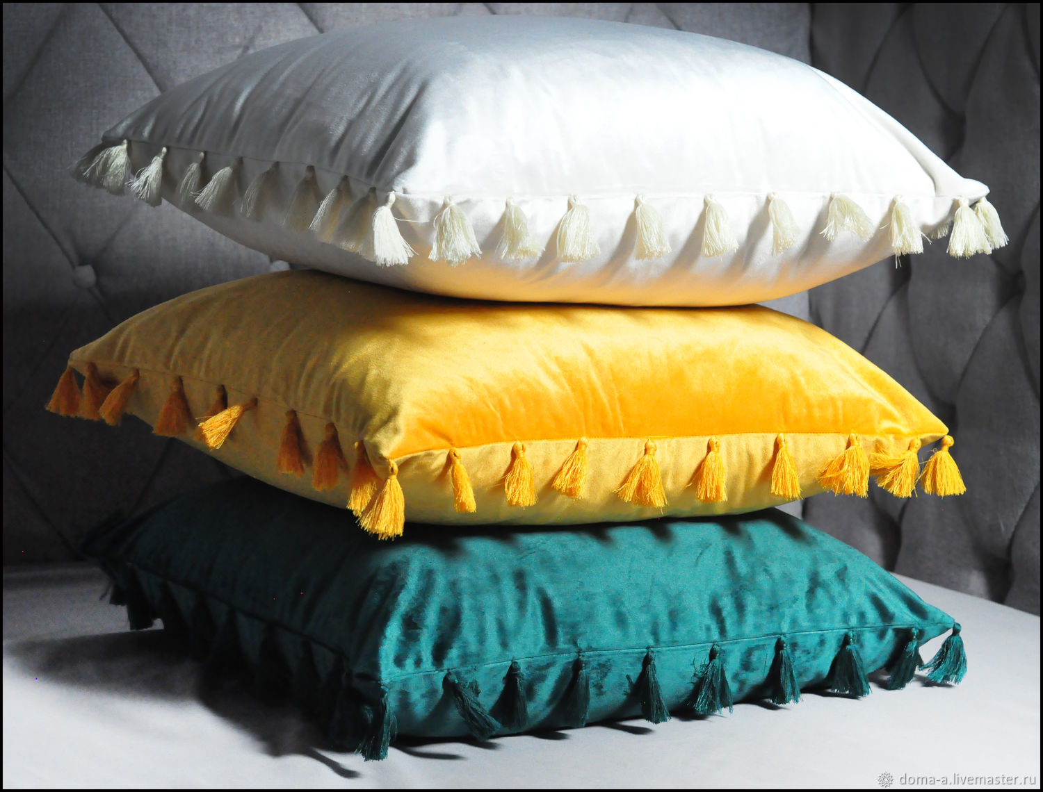Подушка «Кисти и краски»