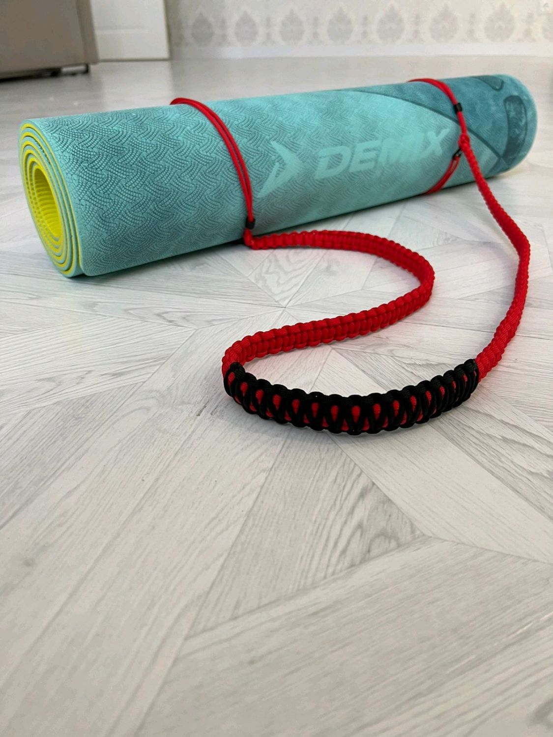 Ремешок для гимнастического коврика в интернет-магазине Ярмарка ...