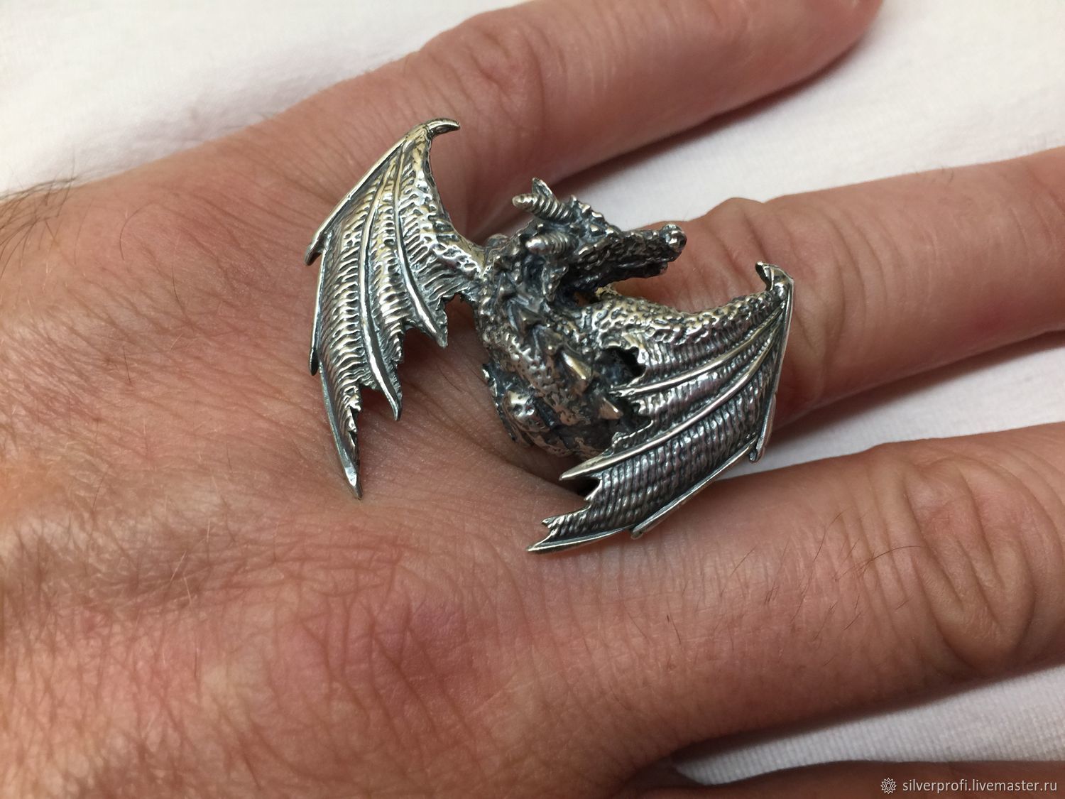 Кольцо пяти драконов
